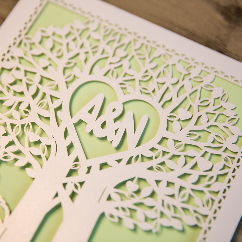 Faire Part de Mariage Romanesque Couple et Arbres WZL0014