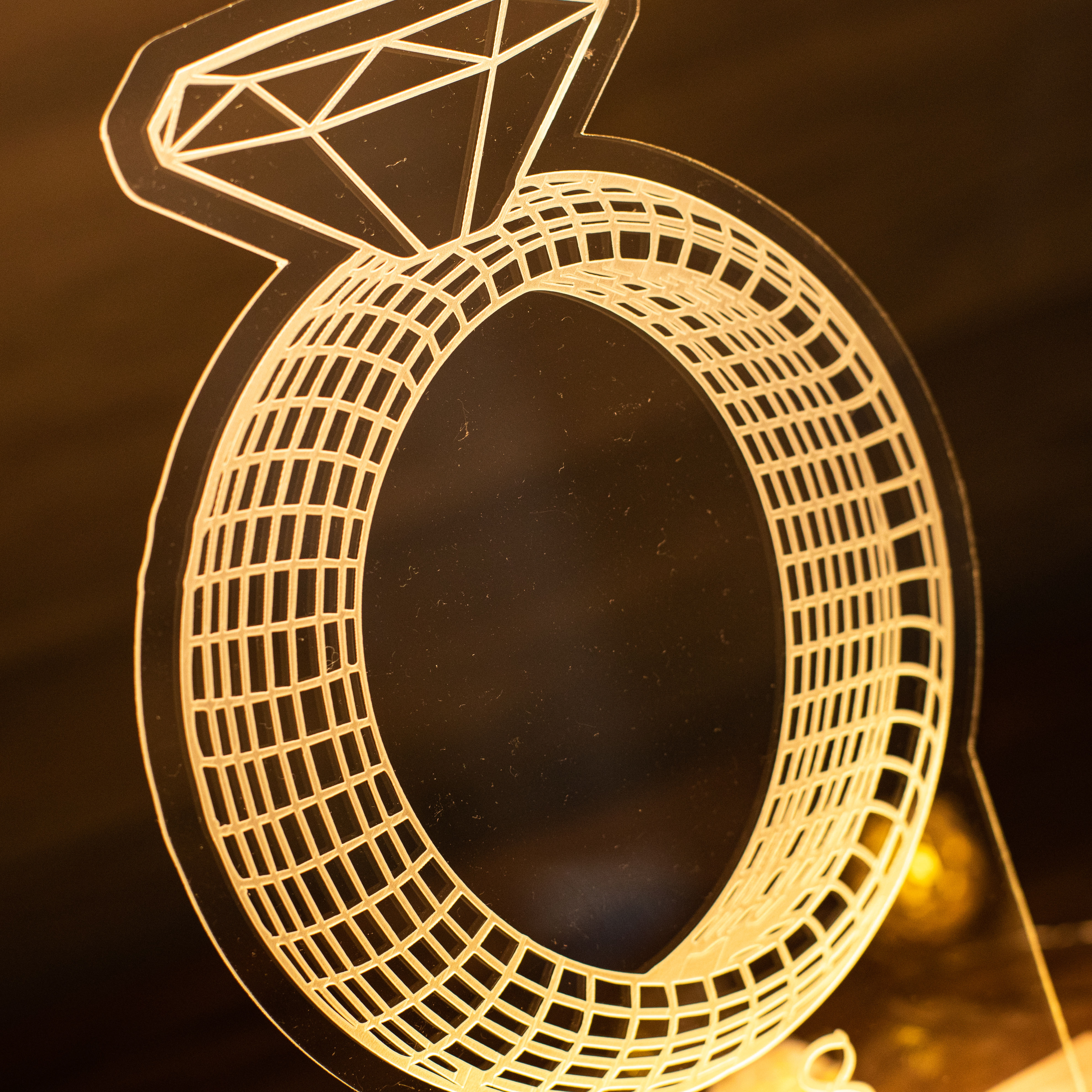 Numéro de table 3D diamant illuminé avec support led YKT029 - Cliquez sur l'image pour la fermer